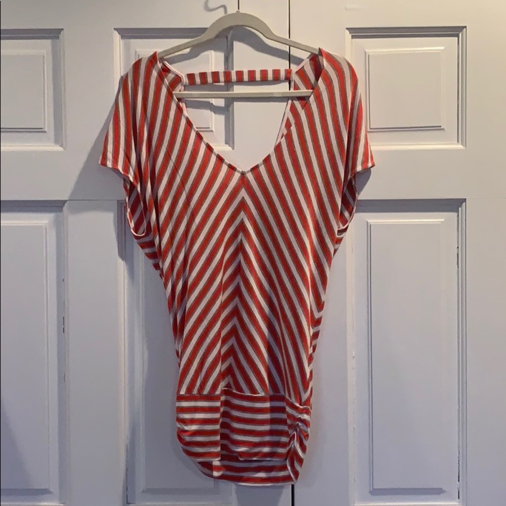 Bebe size small top